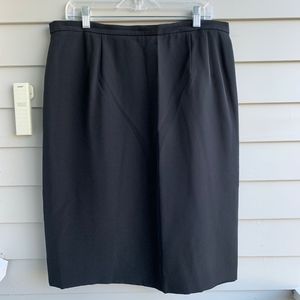 Stunning AKRIS Black Silk Straight Skirt 16 $1500